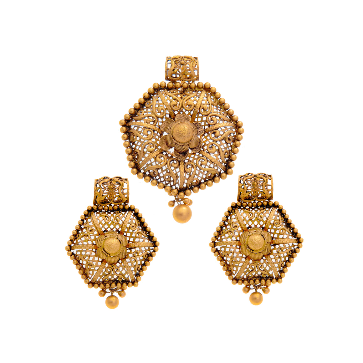 Pendant Set in Antique Finish in 22k gold