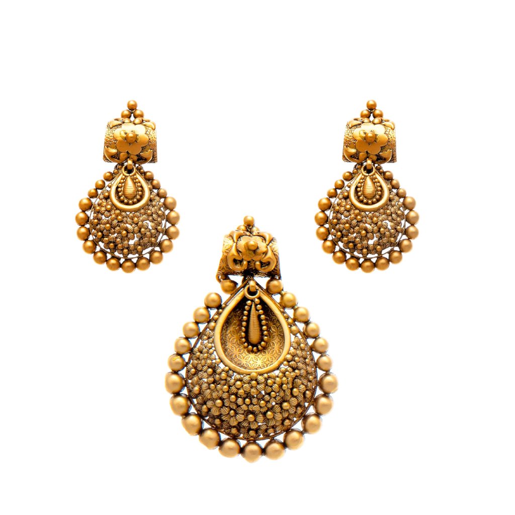 Antique Finish Gold Pendant Set in 22k Gold