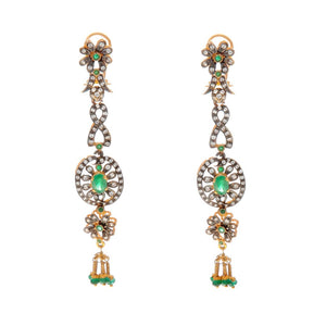 Sophisticated and stunning Emerald earrings made in 22k gold