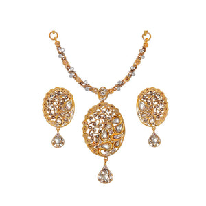 Magnificent Polki and Cubic Zirconia Necklace Set made in 22 karat gold