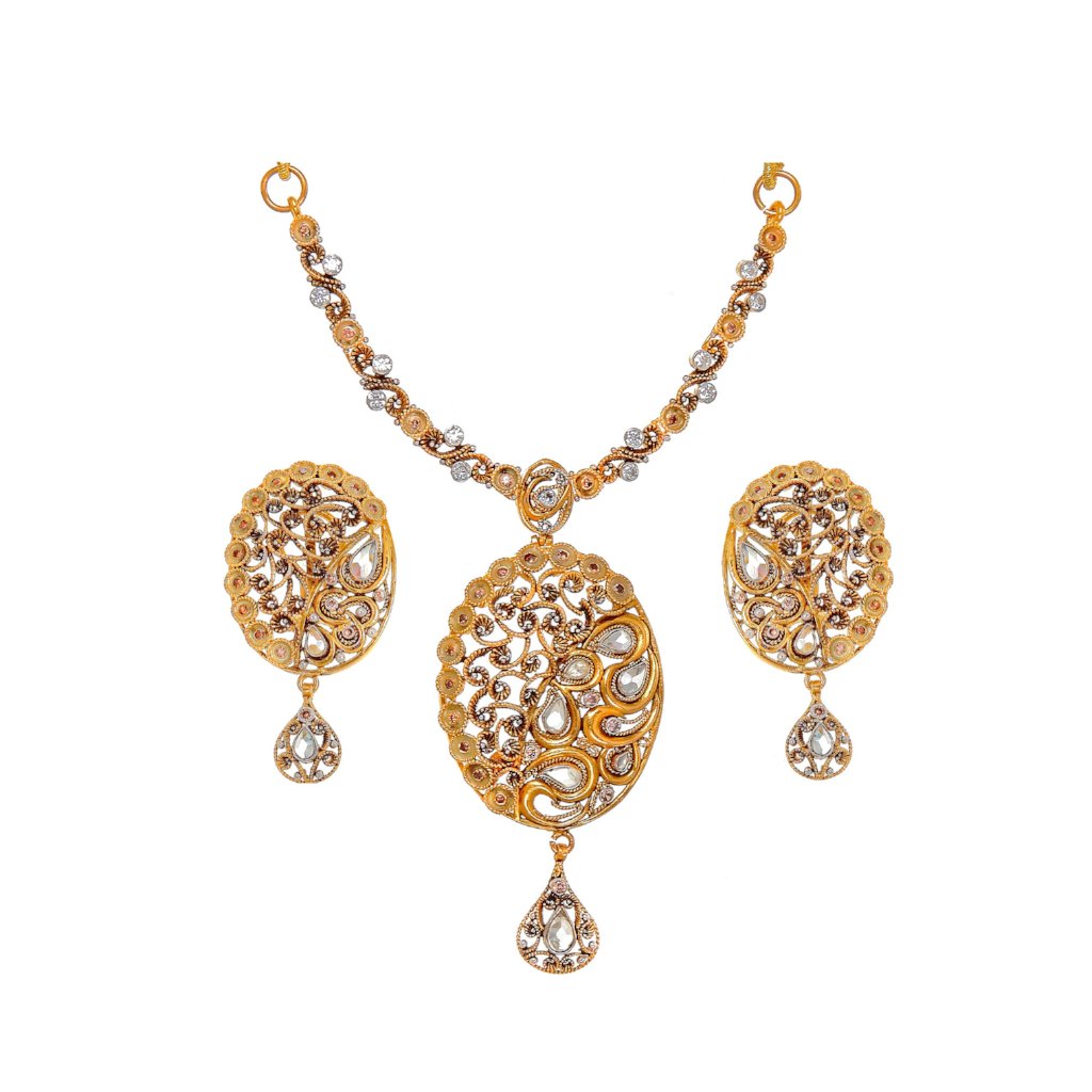 Magnificent Polki and Cubic Zirconia Necklace Set made in 22 karat gold